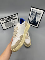 MEDALIST LOW SNEAKERS