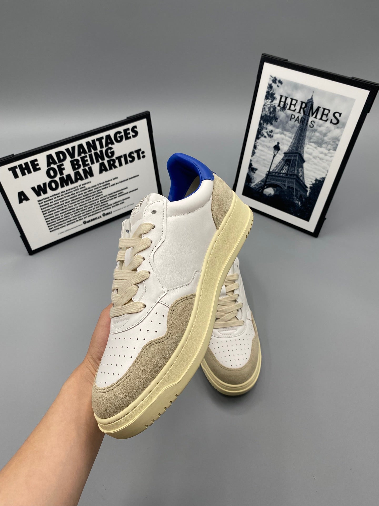 MEDALIST LOW SNEAKERS
