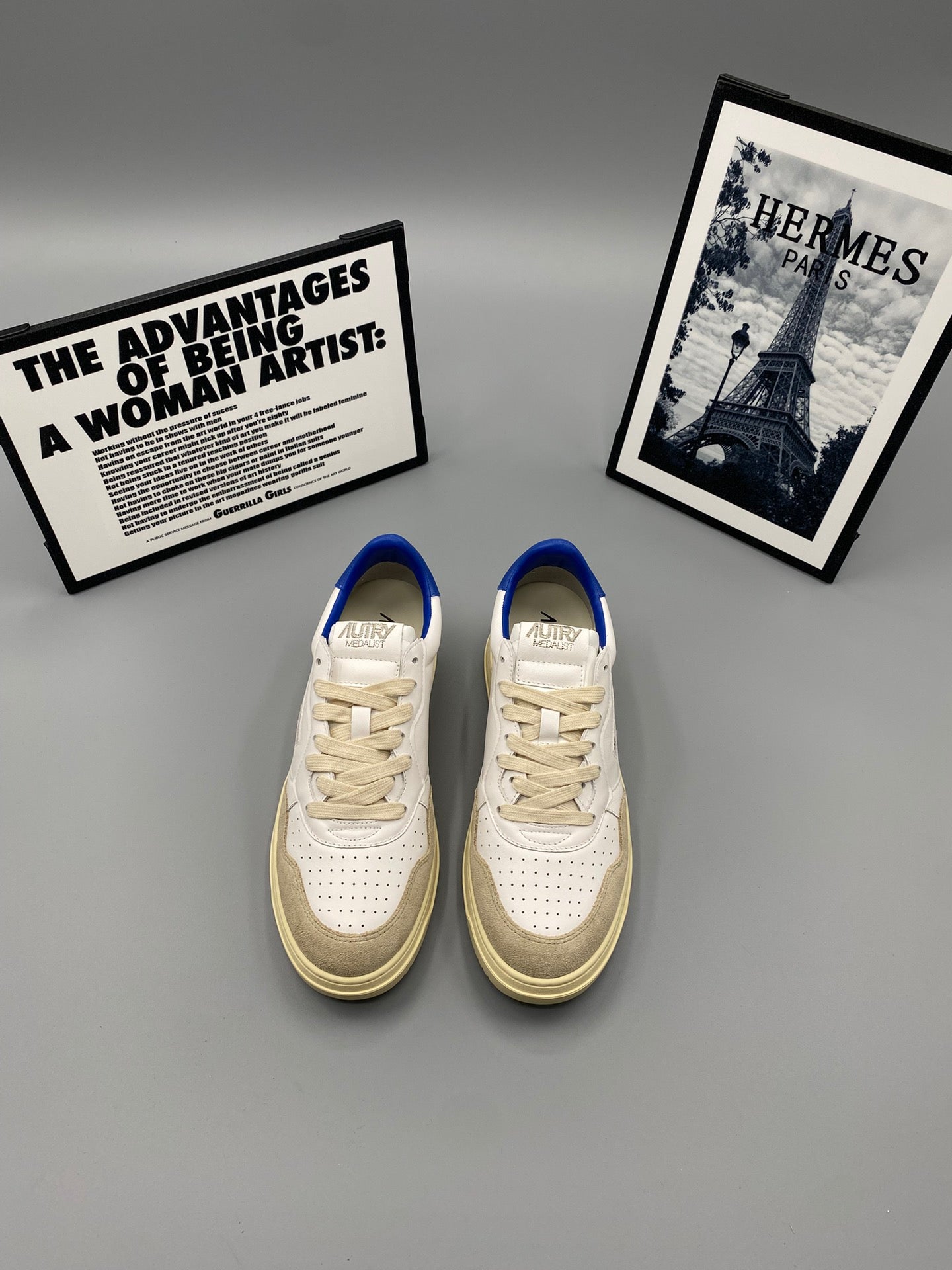 MEDALIST LOW SNEAKERS