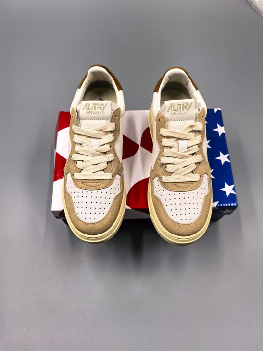 AUTRY SNEAKERS REELWIND LOW SNEAKERS IN FILLER NYLON AND SUEDE