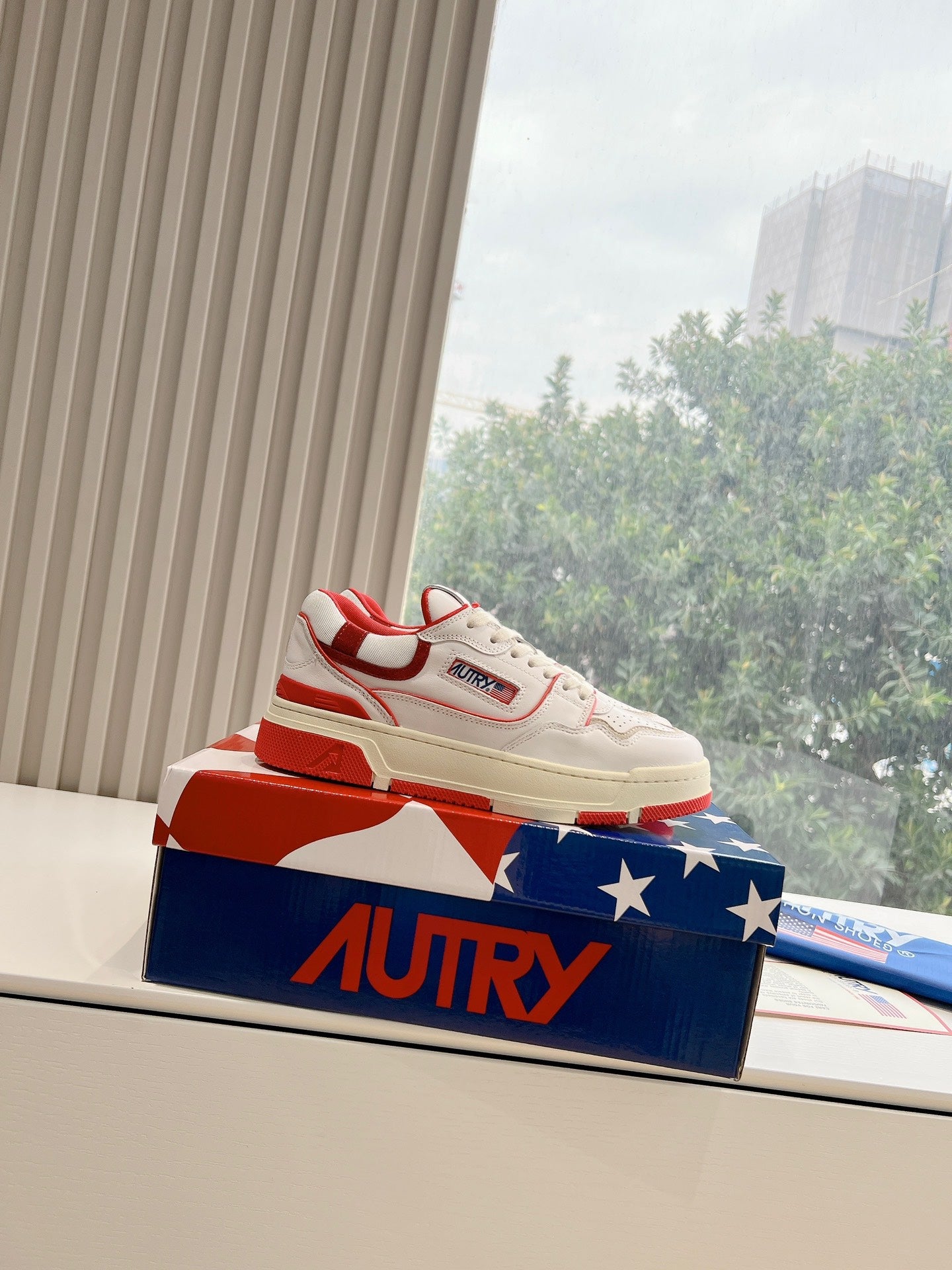 Autry weiße Sneakers Liglio