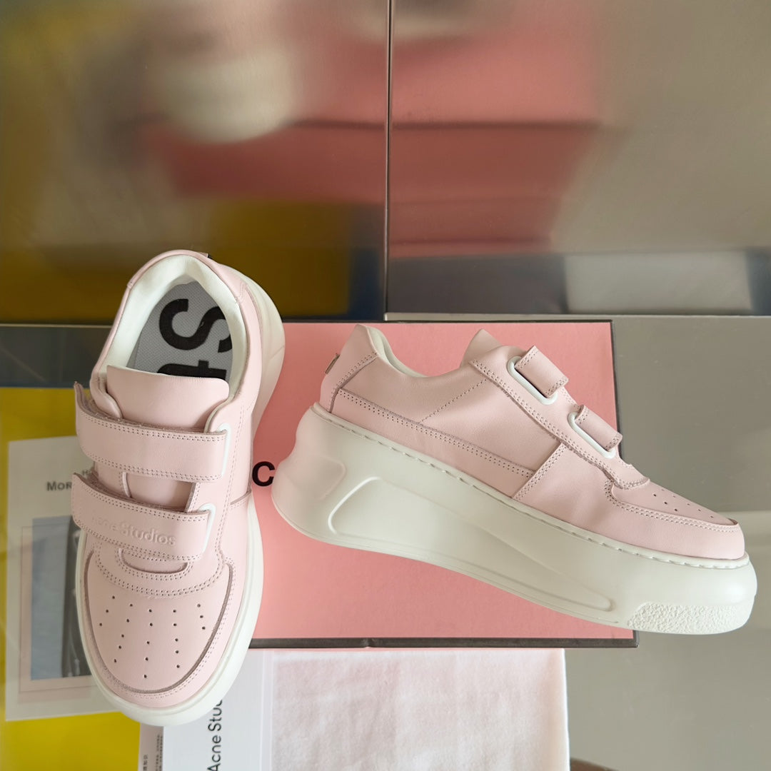 rosa Plateau-Sportschuhe